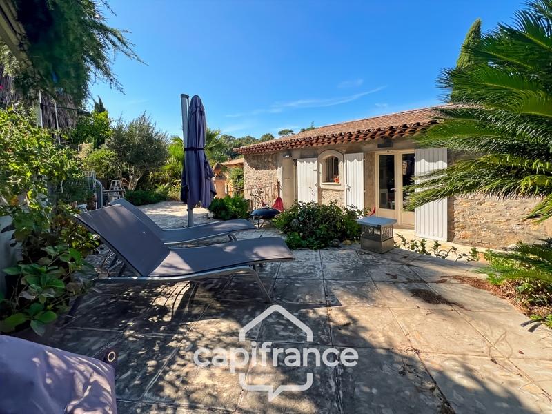 Mas - 201 m² - 6 pièces