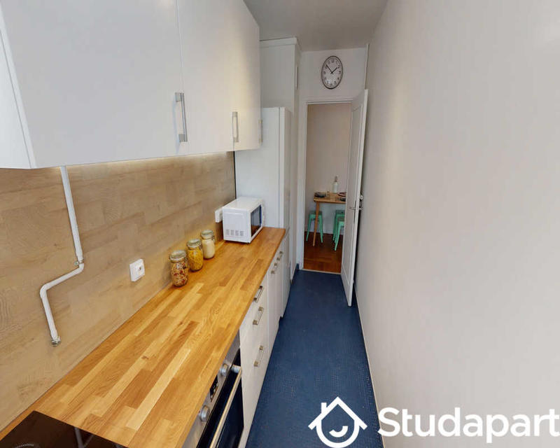 Chambre - 70 m² - 1 pièce