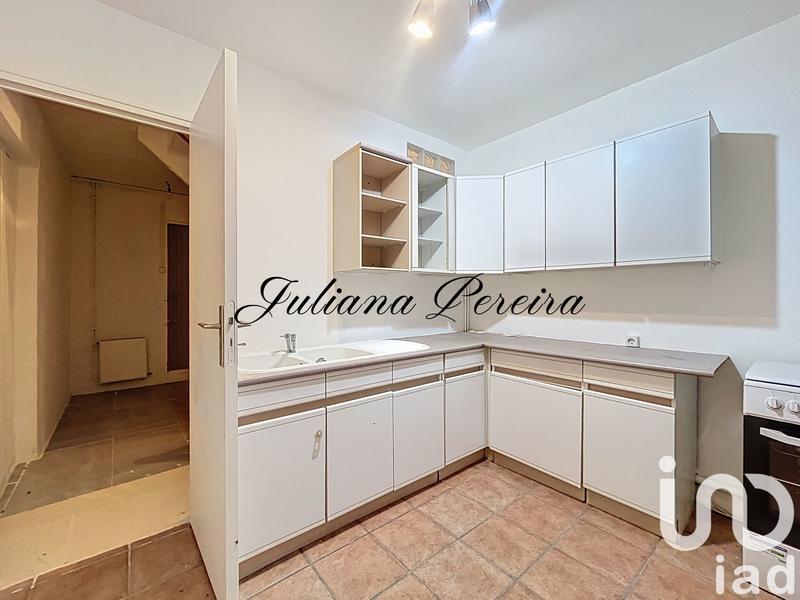 Maison - 248 m² - 11 pièces