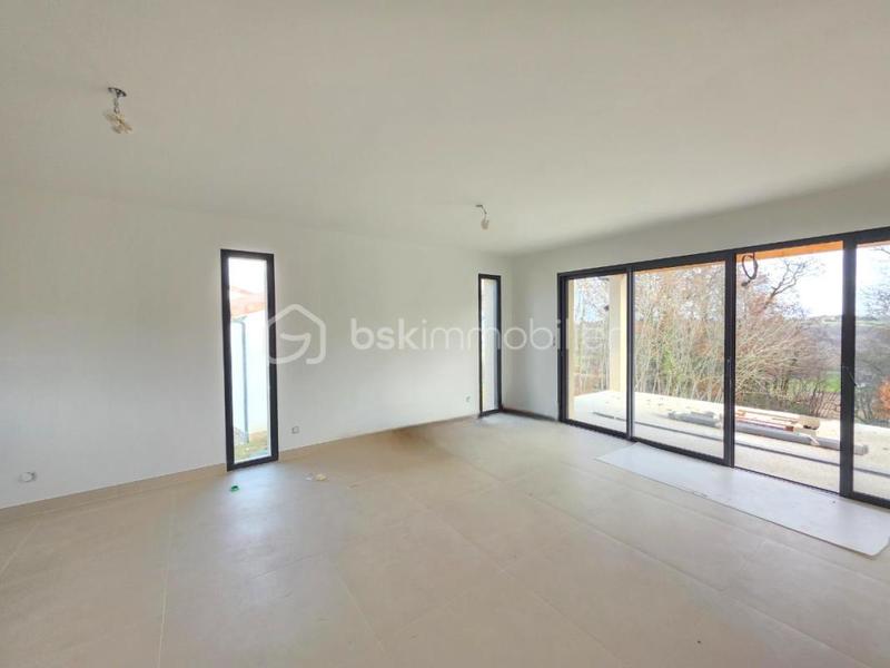 Maison - 91 m² - 4 pièces