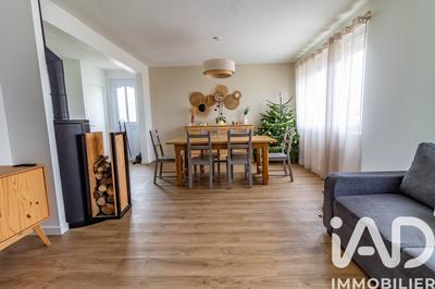 Maison - 89 m² - 5 pièces