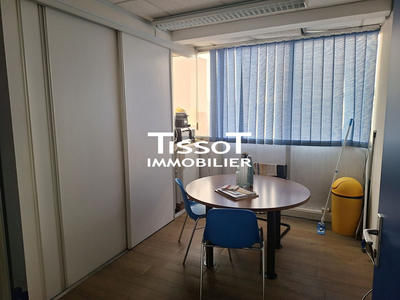 Bureau - 105 m² - 4 pièces