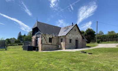 Maison - 98 m² - 5 pièces