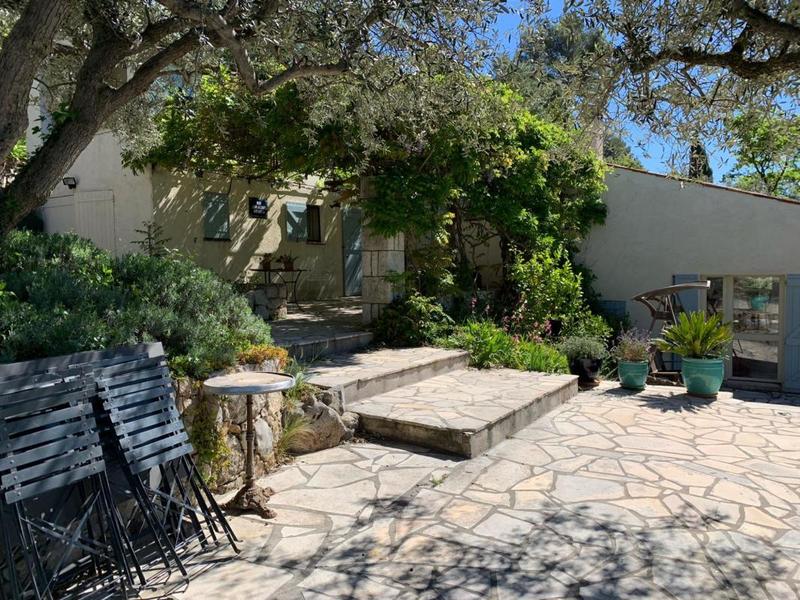 Maison - 140 m² - 4 pièces