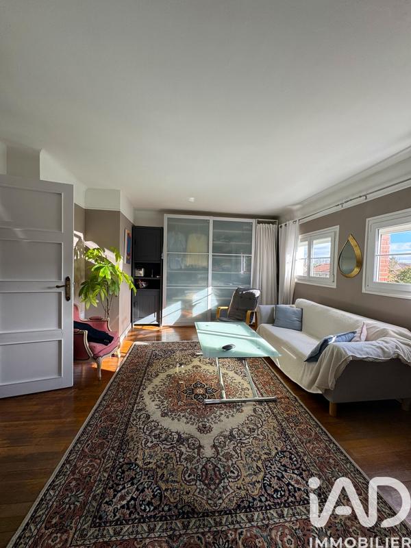 Maison - 200 m² - 9 pièces