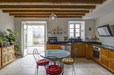 Maison - 276 m² - 6 pièces