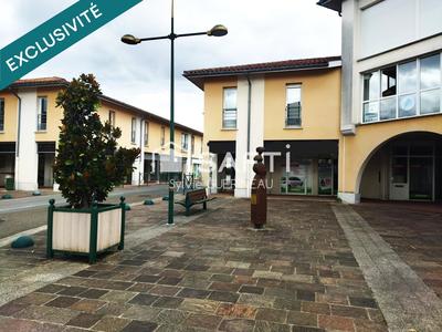 Local commercial - 38 m² - 2 pièces