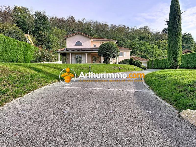 Maison - 152 m² - 6 pièces