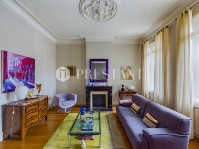 Maison - 190 m² - 7 pièces