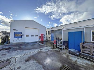 Local d'activité / Entrepôt - 960 m²