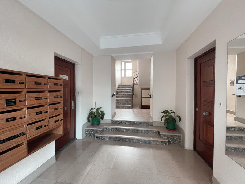 Appartement - 80 m² - 3 pièces