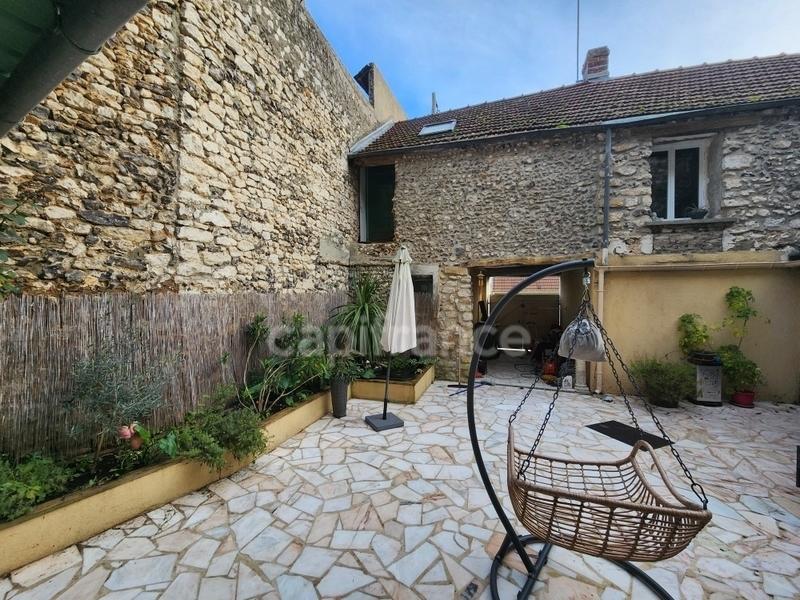 Maison - 115 m² - 4 pièces