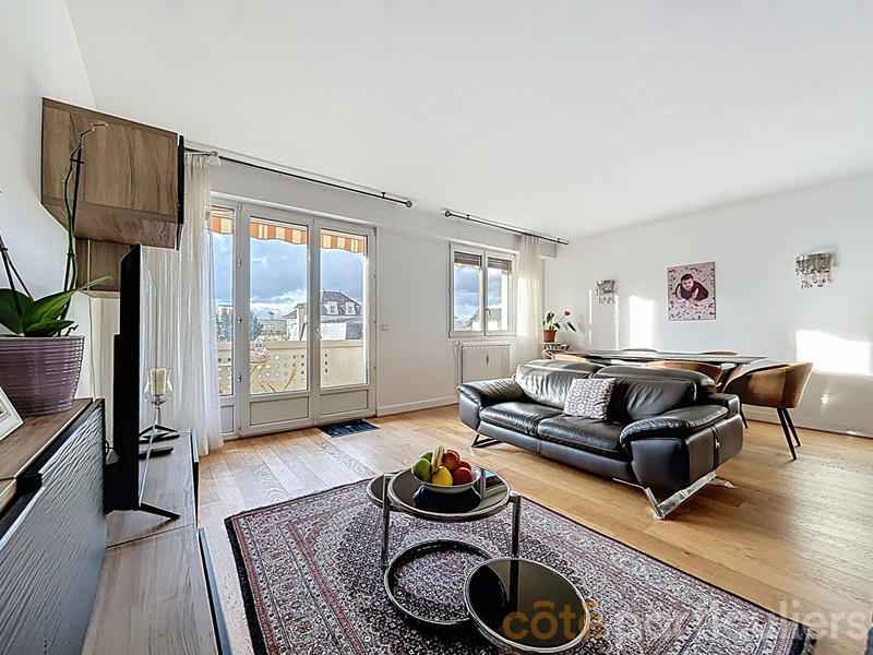 Appartement - 93 m² - 4 pièces