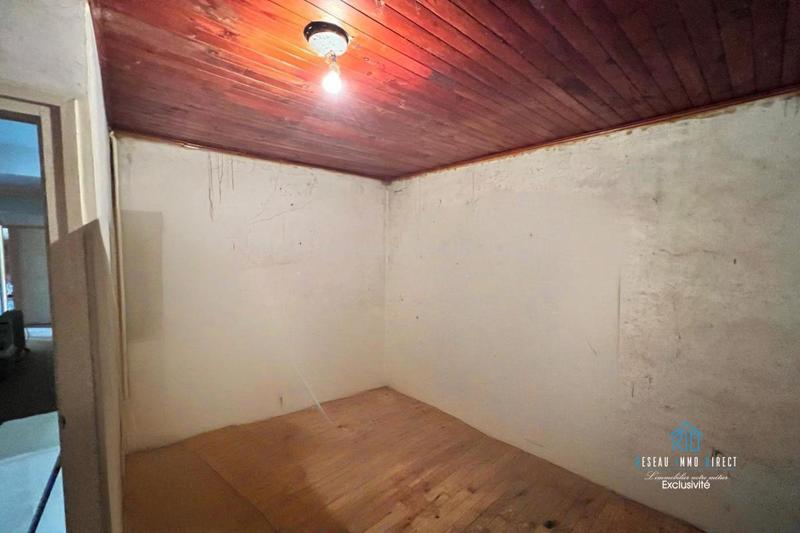 Maison en pierre - 242 m² - 9 pièces