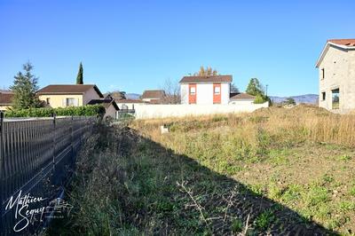 Terrain constructible - 320 m²