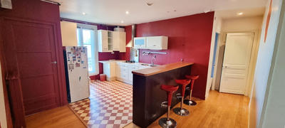 Appartement - 90 m² - 4 pièces