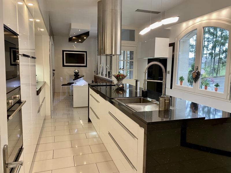 Maison bourgeoise - 296 m² - 7 pièces