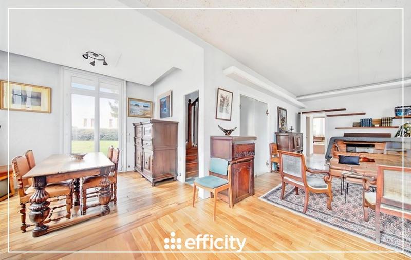 Maison bourgeoise - 261 m² - 13 pièces