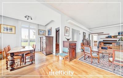 Maison bourgeoise - 261 m² - 13 pièces