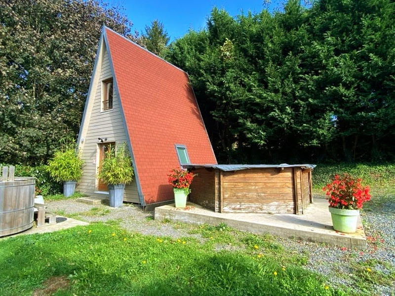 Maison - 210 m² - 8 pièces