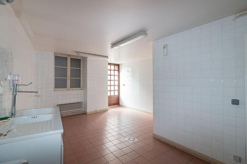 Maison de village - 200 m² - 11 pièces