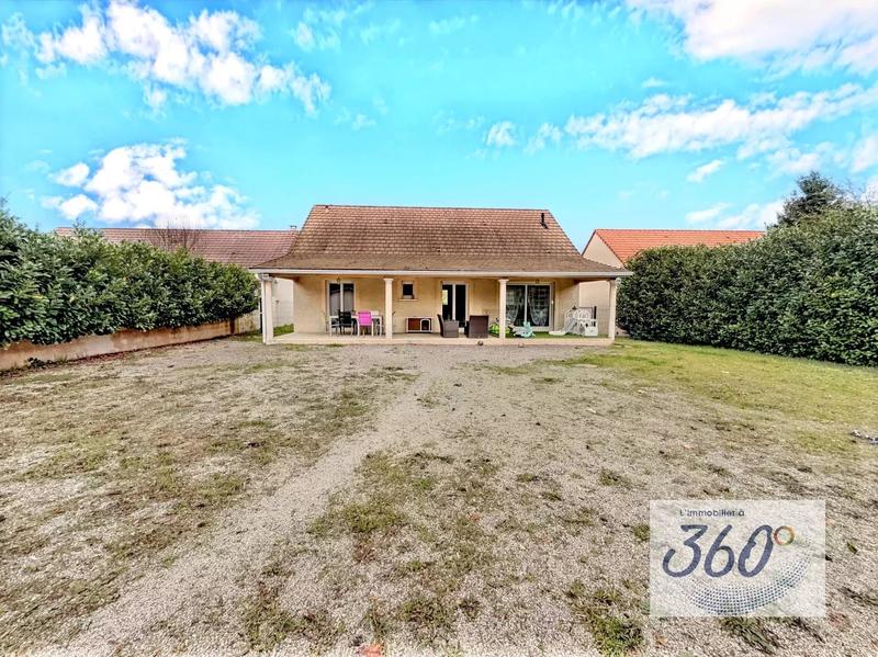 Maison - 95 m² - 3 pièces