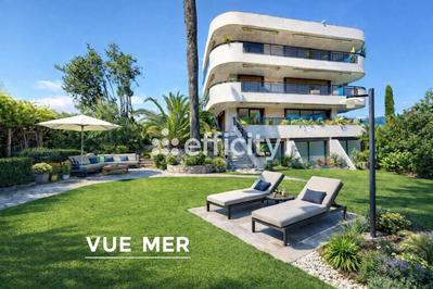 Appartement - 270 m² - 7 pièces