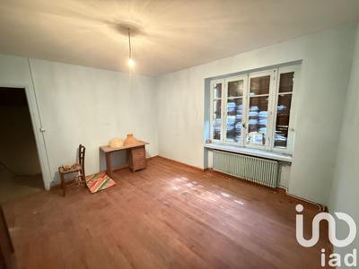 Maison - 90 m² - 6 pièces