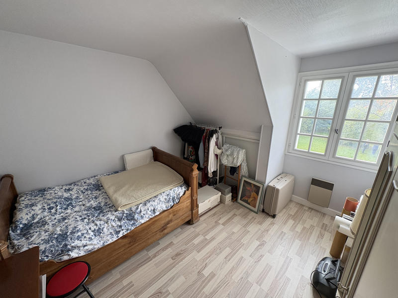 Maison - 200 m² - 6 pièces