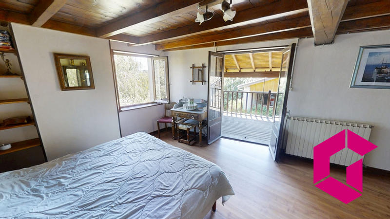 Maison ancienne - 170 m² - 4 pièces