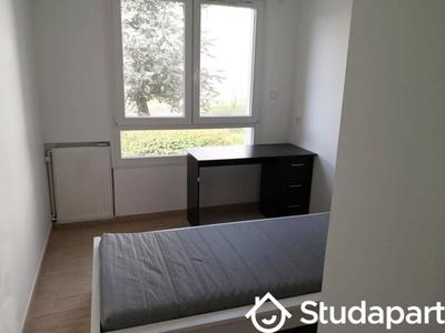 Chambre - 9 m² - 1 pièce