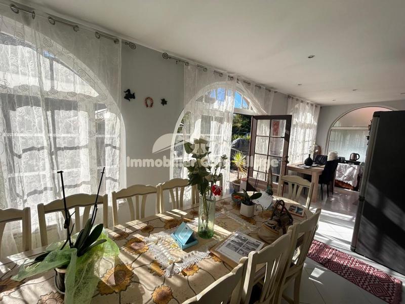 Villa - 115 m² - 6 pièces