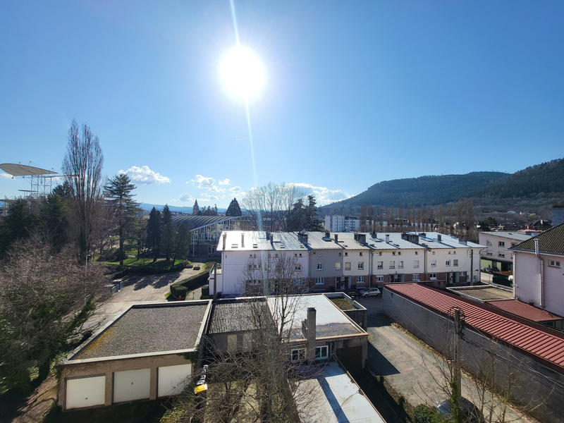 Appartement - 90 m² - 4 pièces