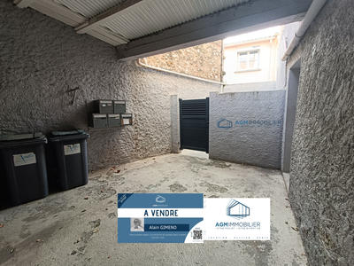 Maison - 217 m² - 8 pièces