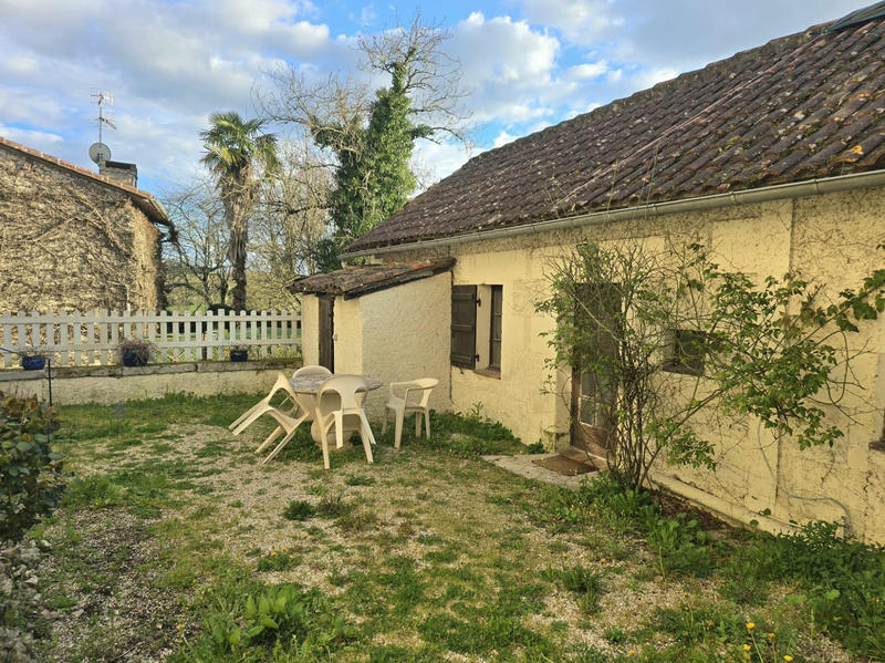 Maison ancienne - 435 m² - 17 pièces