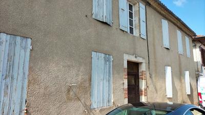 Maison - 190 m² - 8 pièces