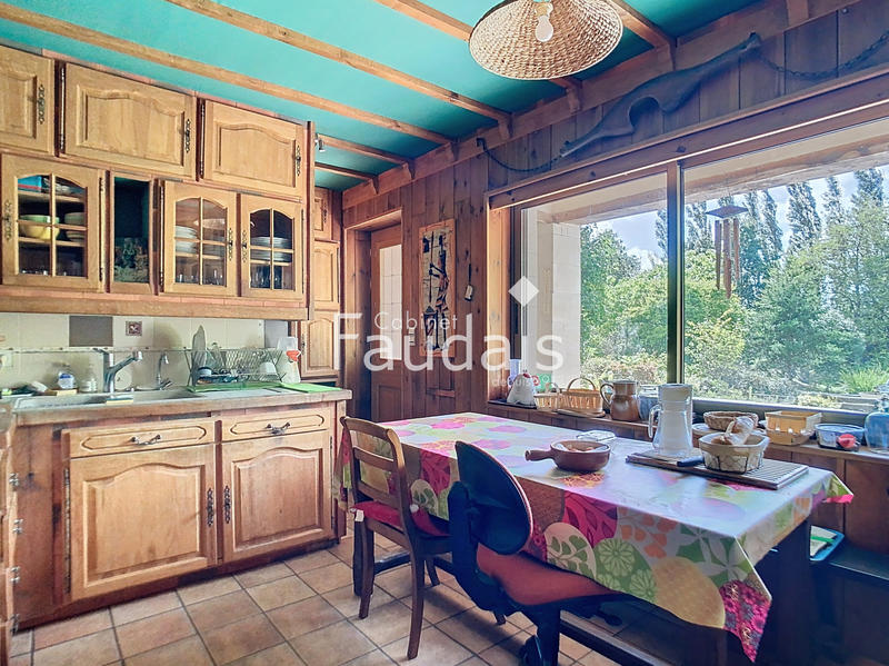 Maison - 160 m² - 5 pièces