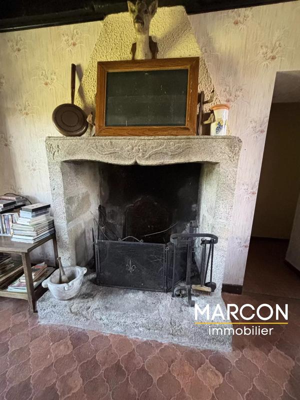 Maison - 212 m² - 8 pièces