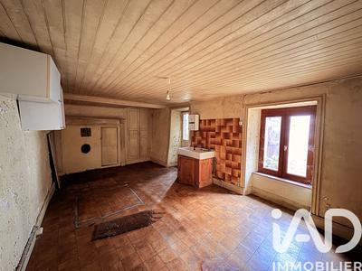 Maison - 220 m² - 7 pièces