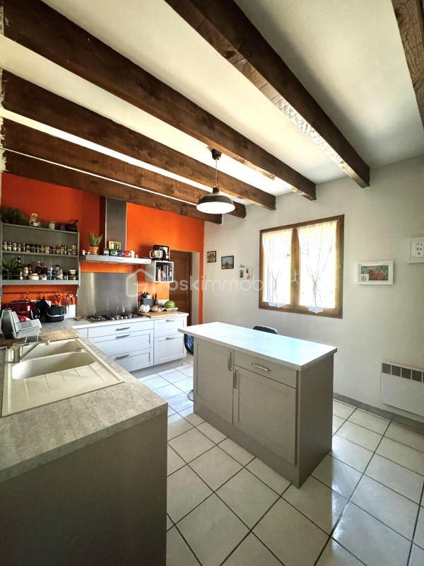 Maison traditionnelle - 93 m² - 4 pièces