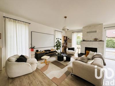 Maison - 190 m² - 6 pièces