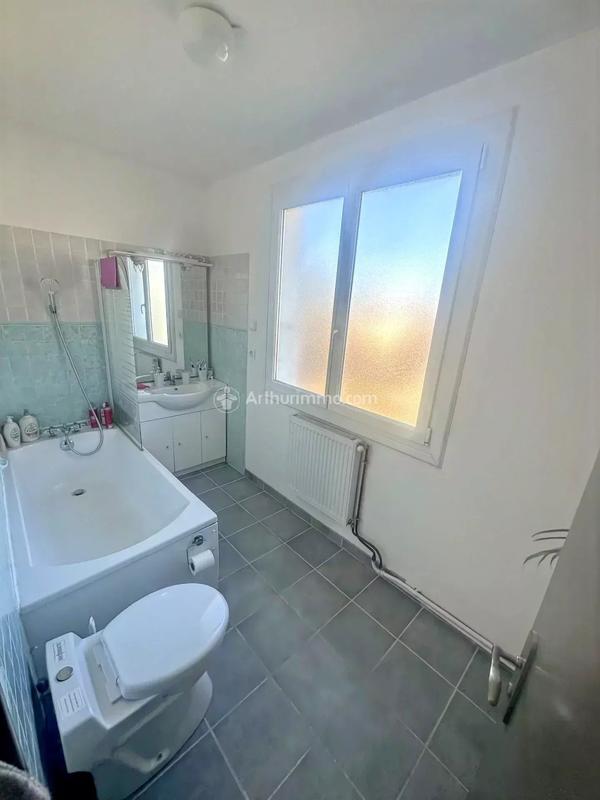 Maison - 100 m² - 4 pièces