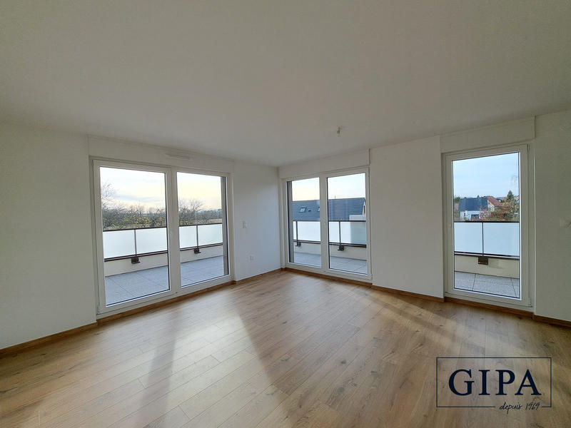 Appartement - 90 m² - 4 pièces