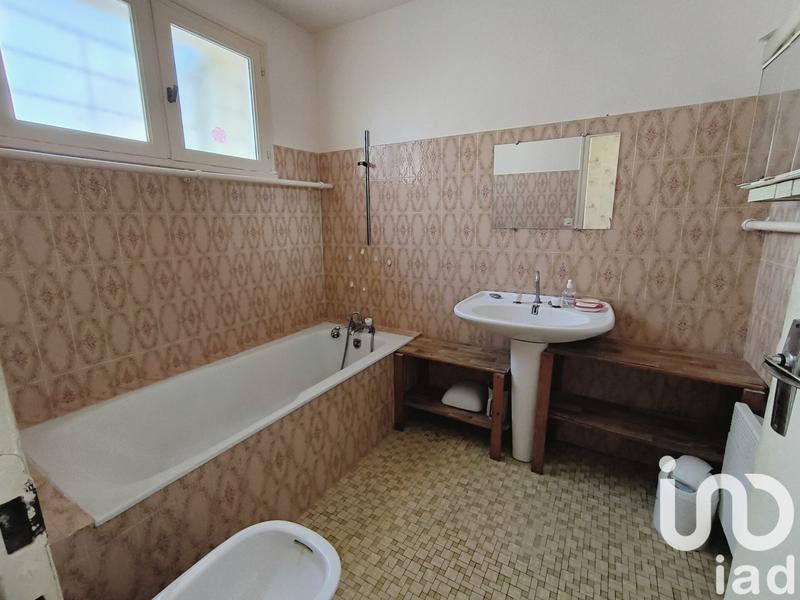 Maison - 96 m² - 5 pièces