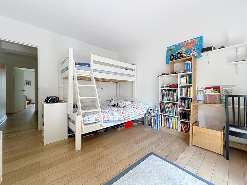 Appartement - 120 m² - 5 pièces