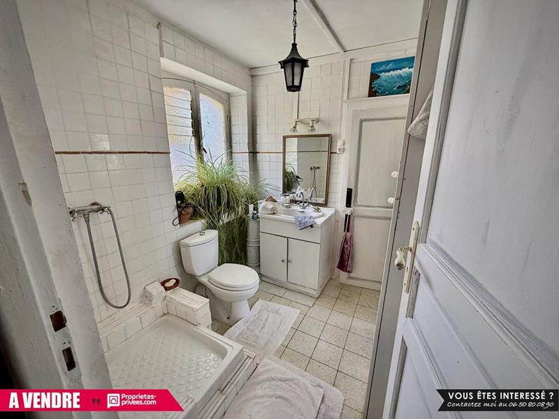 Propriété - 343 m² - 10 pièces