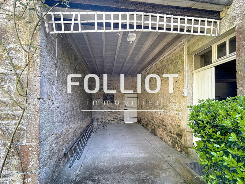 Maison - 200 m² - 8 pièces