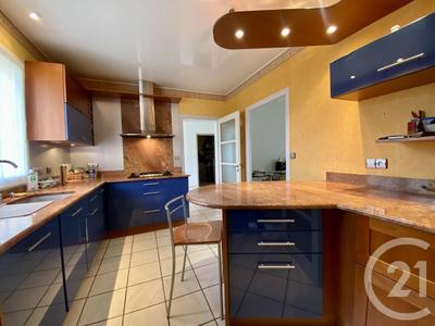 Maison de village - 190 m² - 7 pièces