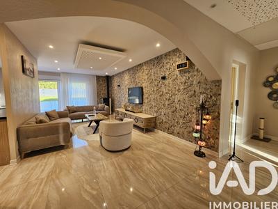 Maison - 125 m² - 4 pièces