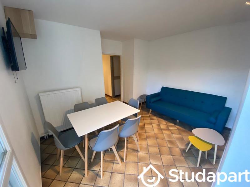 Chambre - 10 m² - 1 pièce